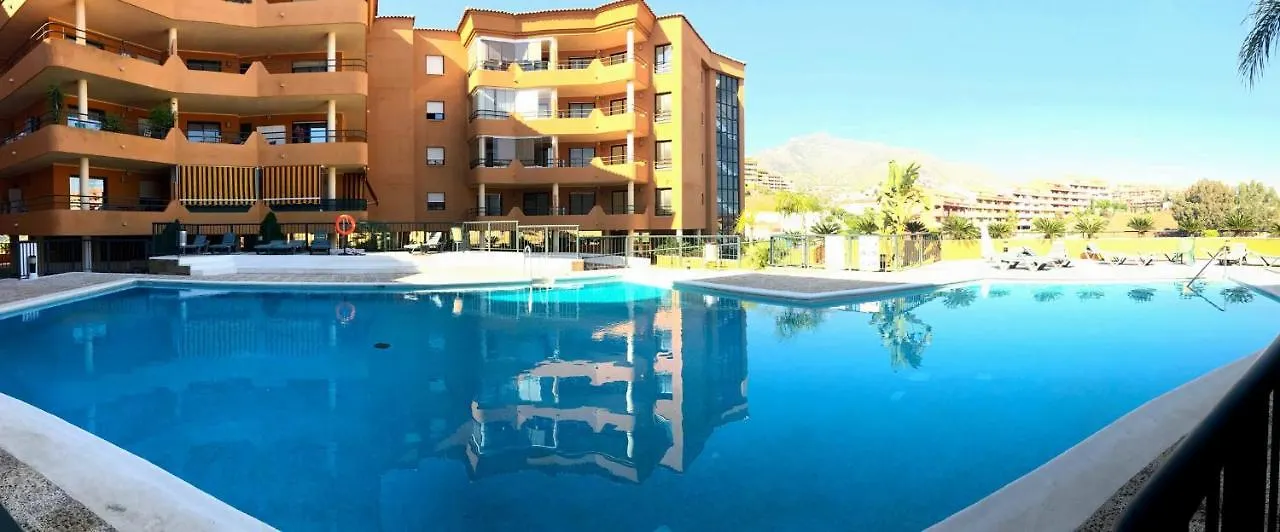 Sun Hill Los Pacos 2 Bed Apt Fuengirola 0*,  Spain