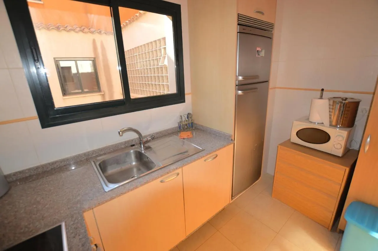 Sun Hill Los Pacos 2 Bed Apt Fuengirola 0*,  Spain